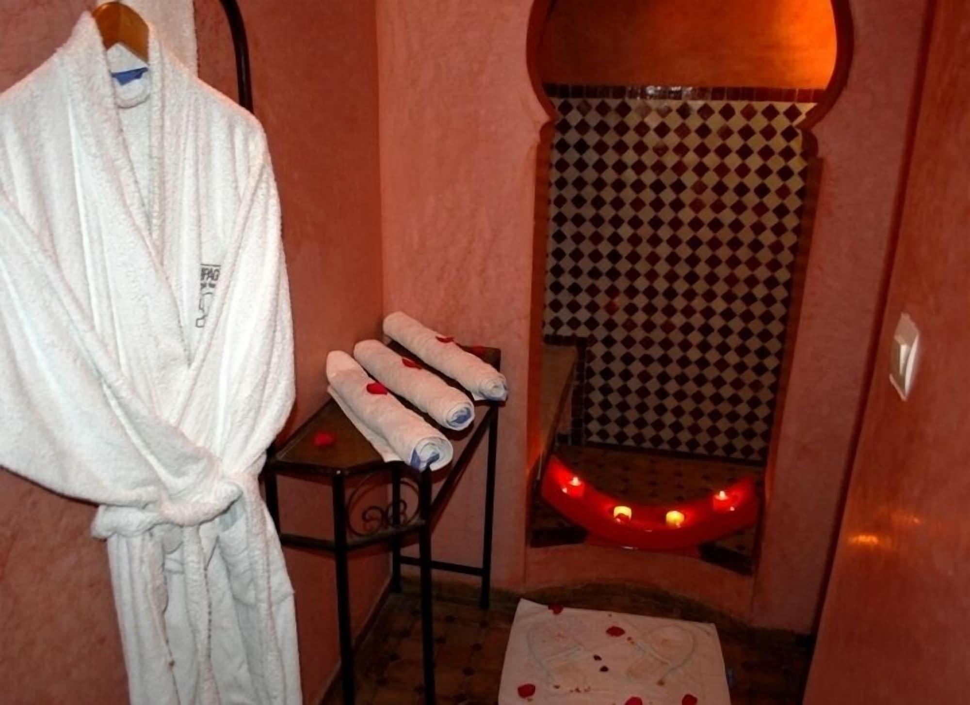 Meilleur Marrakesh Bagian luar foto