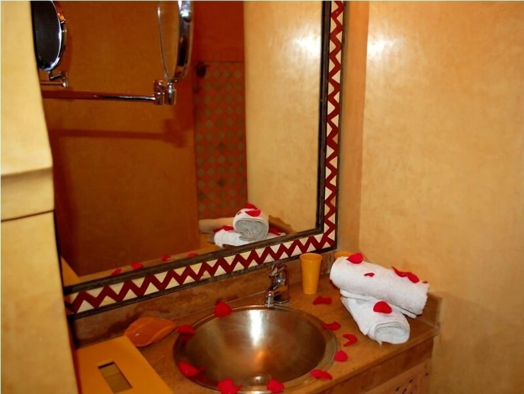 Meilleur Marrakesh Bagian luar foto