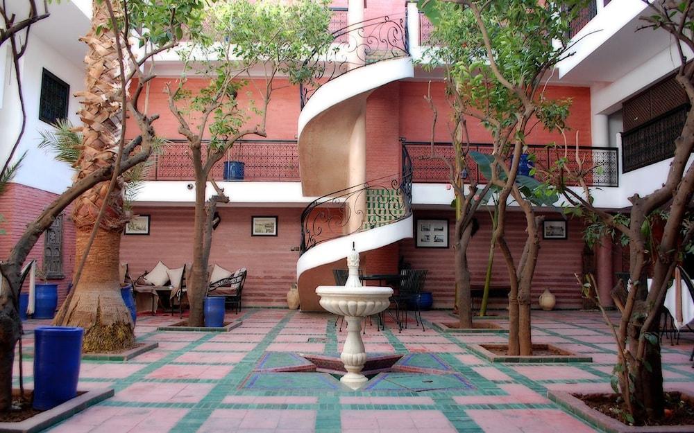 Meilleur Marrakesh Bagian luar foto